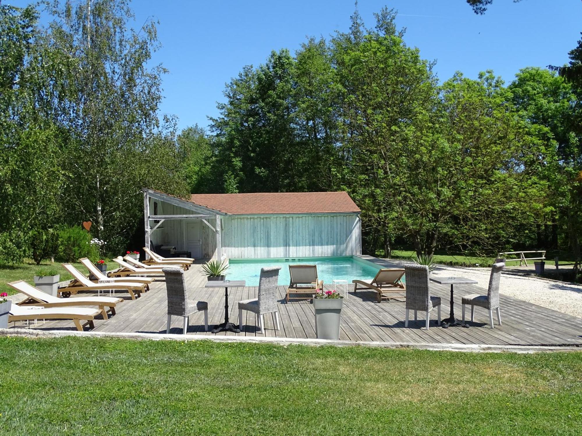 Hotel Charme Au Fil De L'Eau Vendieres Exterior foto